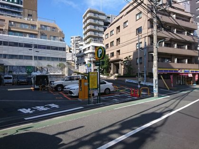 渋谷バイク駐車場3 日本二輪車普及安全協会