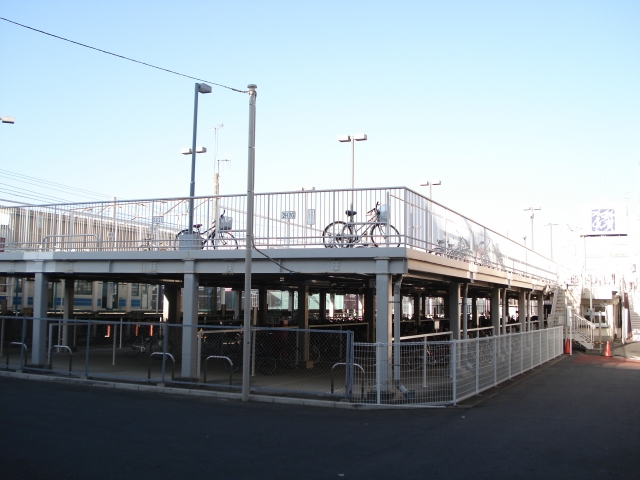 小田原駅東口自転車駐車場 日本二輪車普及安全協会